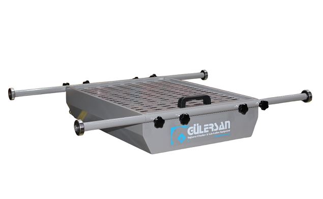 Waste Oil Pan 65 Lt AYT3. Mobile 65-liter waste oil collection pan with a large drain basin, adjustable height, and wheels for efficient collection of used oil in the workshop.